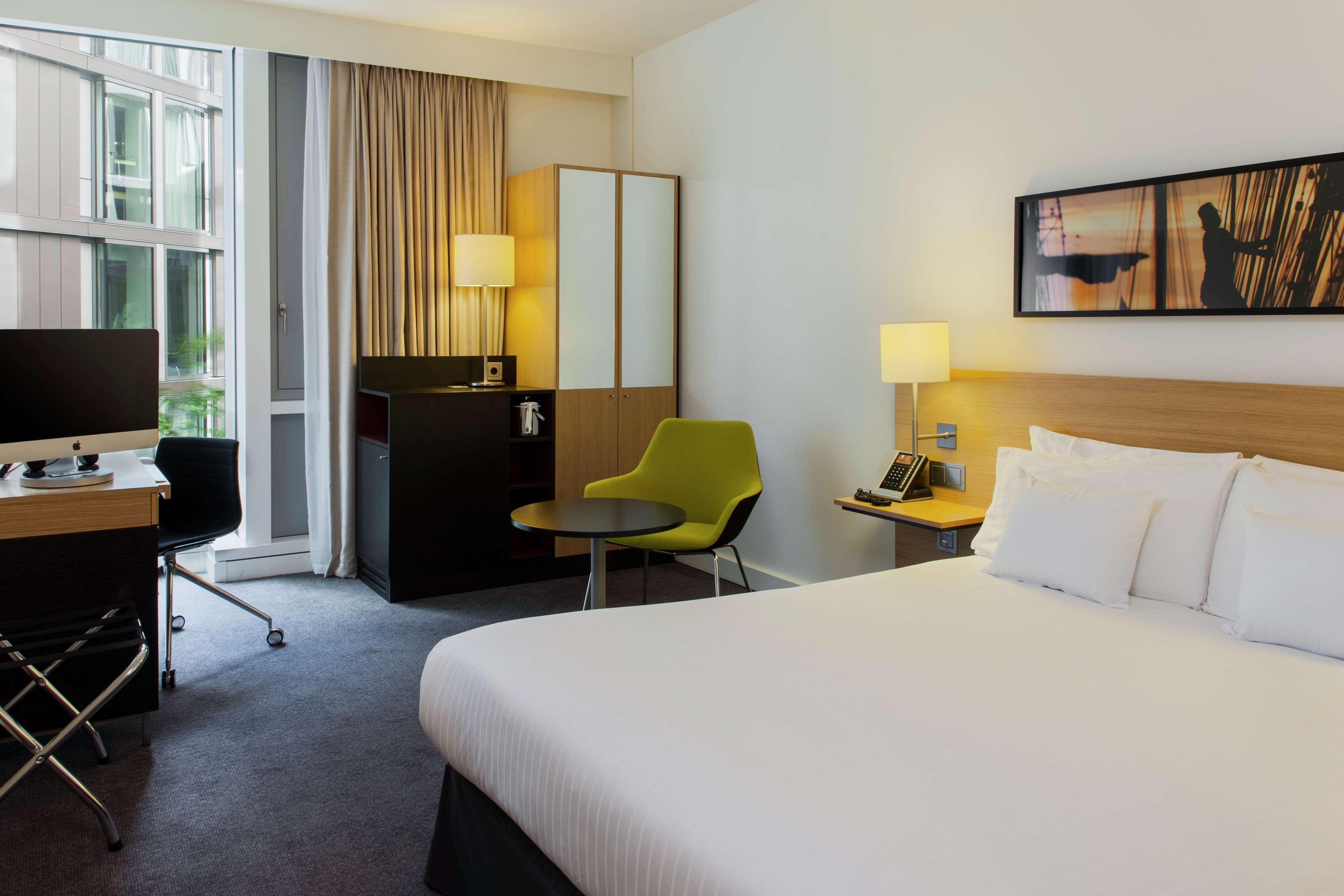 Doubletree By Hilton Amsterdam Centraal Station Hotel Ruang foto