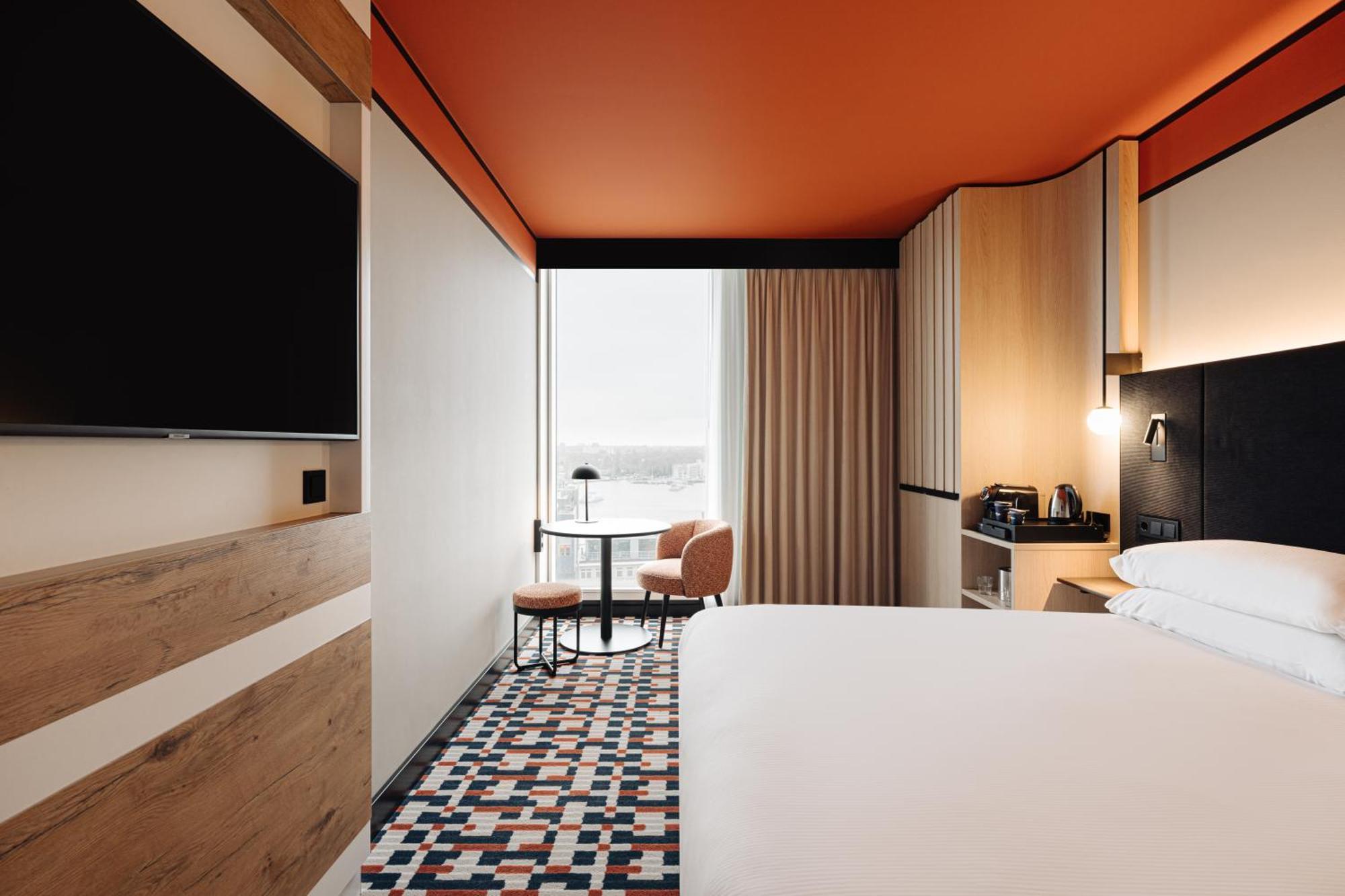 Doubletree By Hilton Amsterdam Centraal Station Hotel Bagian luar foto