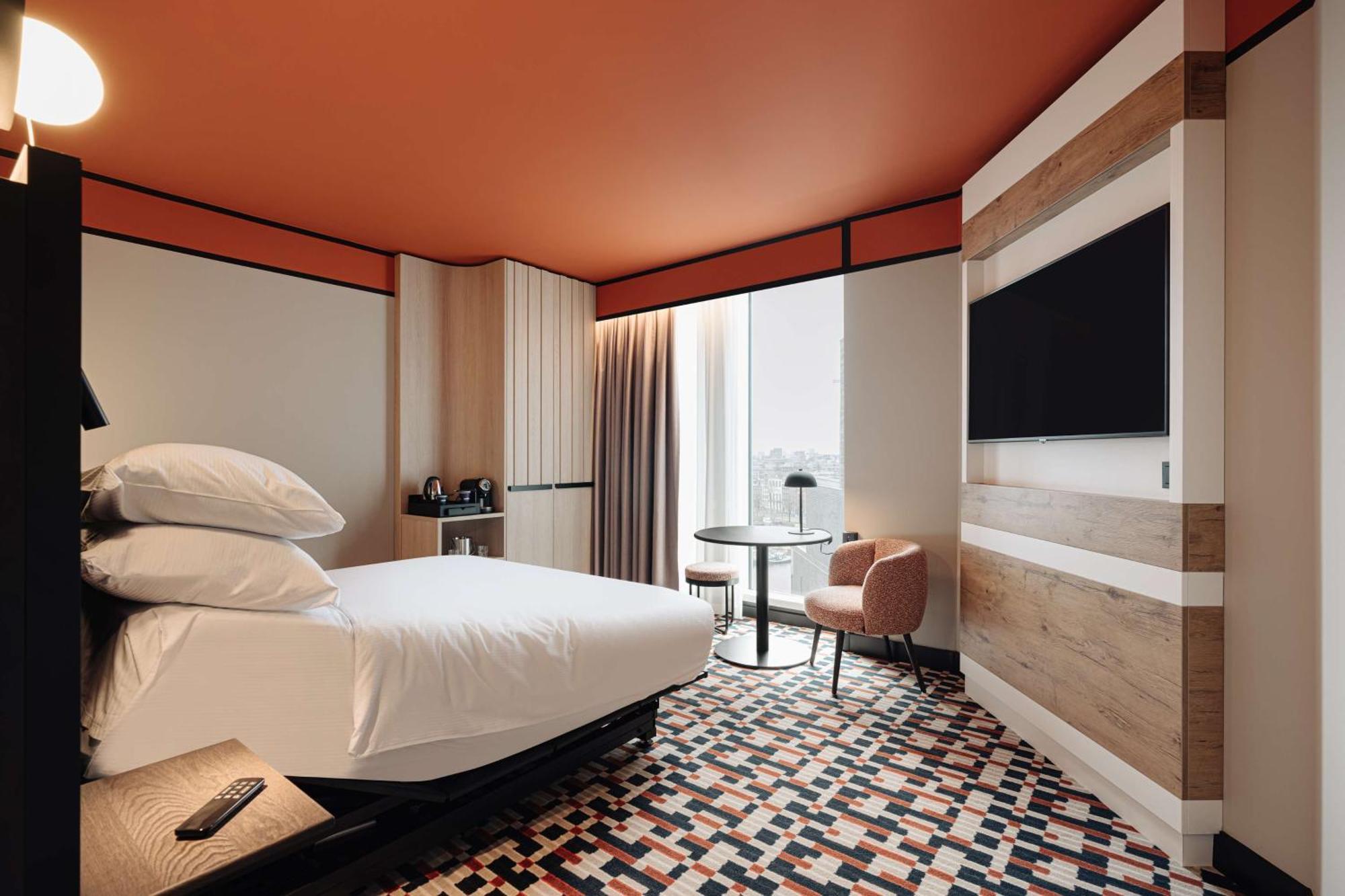 Doubletree By Hilton Amsterdam Centraal Station Hotel Bagian luar foto