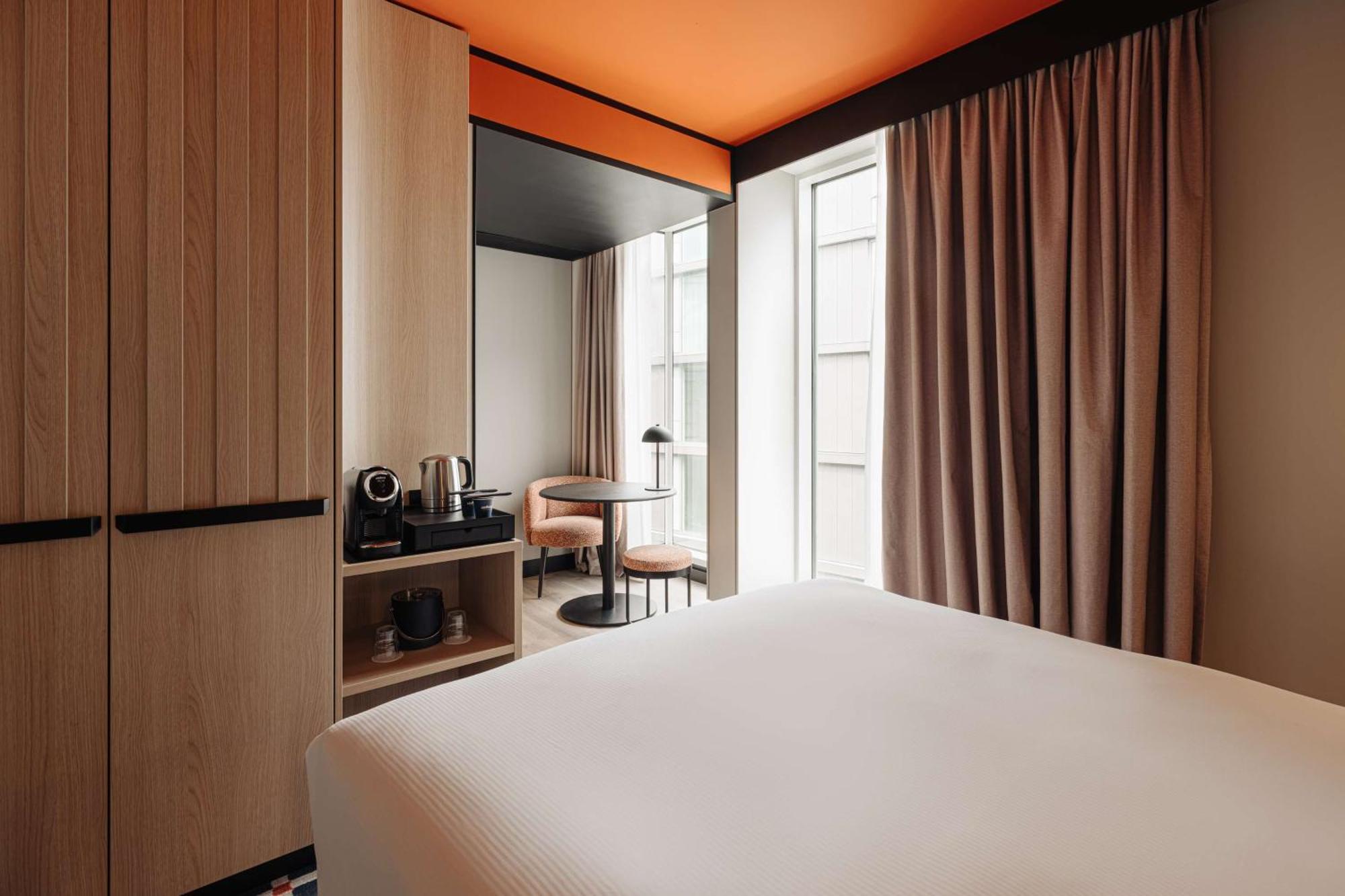 Doubletree By Hilton Amsterdam Centraal Station Hotel Bagian luar foto